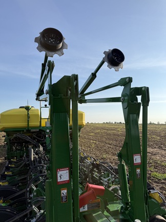 2023 John Deere 1775NT Planter