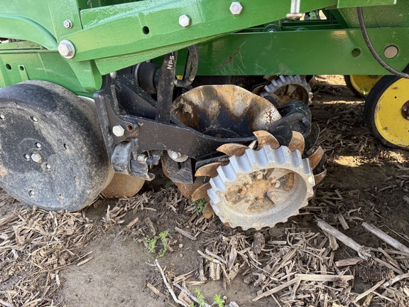 2023 John Deere 1775NT Planter