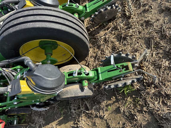 2023 John Deere 1775NT Planter