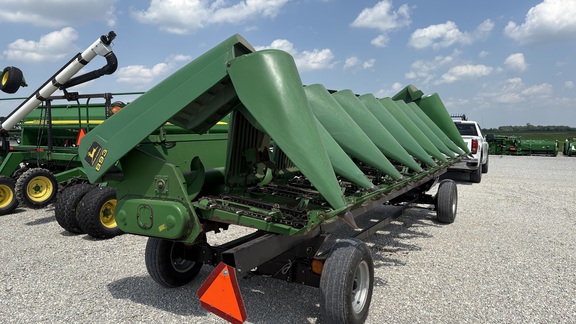 1997 John Deere 893 Header Corn Head