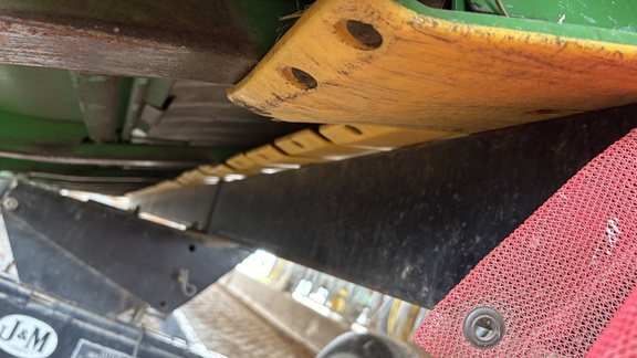 2009 John Deere 625F Header Combine