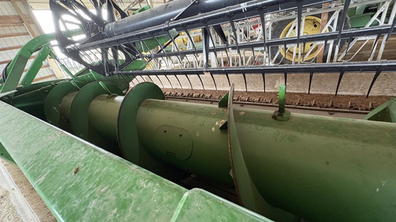 2009 John Deere 625F Header Combine