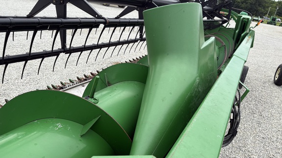 2009 John Deere 625F Header Combine