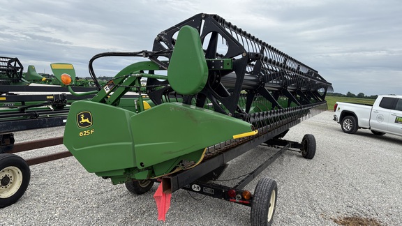2009 John Deere 625F Header Combine