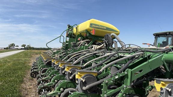 2021 John Deere 1795 Planter