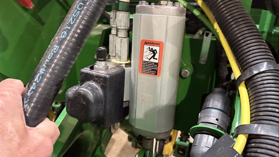 2024 John Deere 1775NT Planter