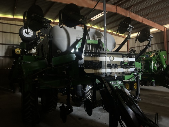 2024 J&M 6026 Applicator