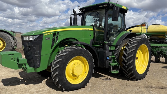 2018 John Deere 8295R Tractor