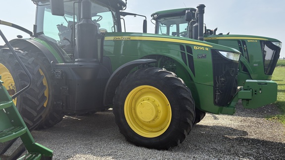 2018 John Deere 8295R Tractor