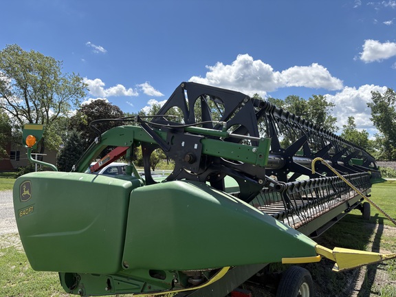 2015 John Deere 640FD Header Combine