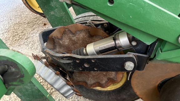 2014 John Deere 1770NT Planter