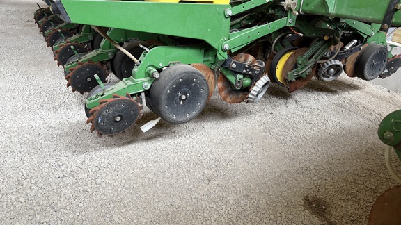 2014 John Deere 1770NT Planter