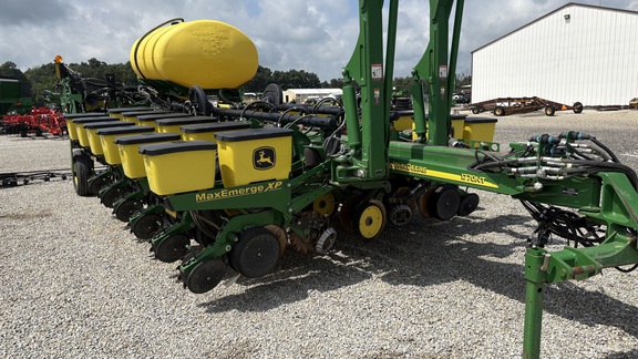 2014 John Deere 1770NT Planter