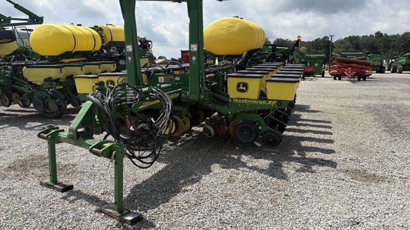 2014 John Deere 1770NT Planter