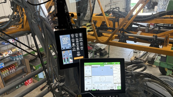 2022 Hagie STS12 Sprayer/High Clearance