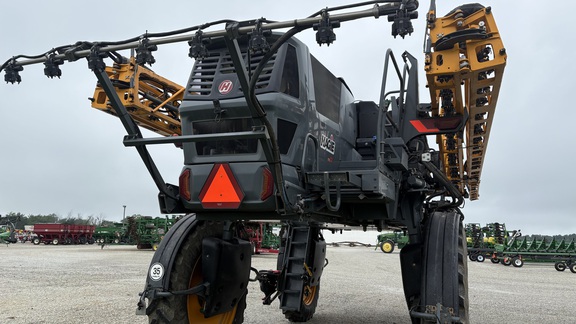 2022 Hagie STS12 Sprayer/High Clearance