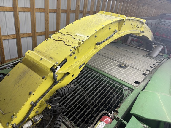 2016 John Deere 8800 Forage Harvester