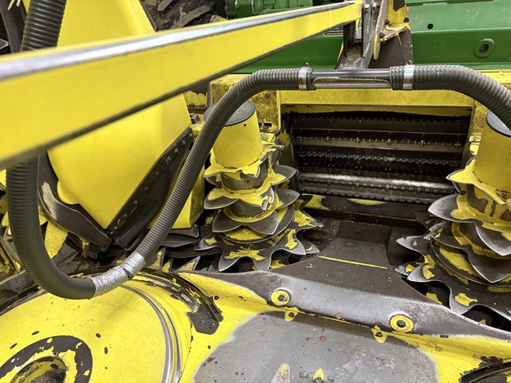 2016 John Deere 770 Header Forage