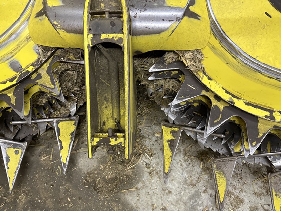 2016 John Deere 770 Header Forage