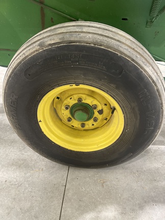 2011 John Deere 348 Baler/Square