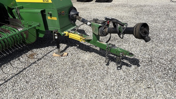 2011 John Deere 348 Baler/Square