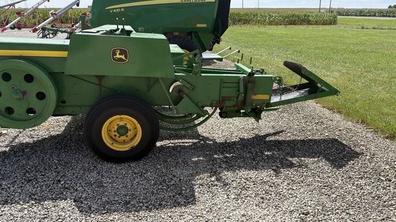 2011 John Deere 348 Baler/Square