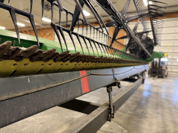 2022 John Deere RD40F Header Combine