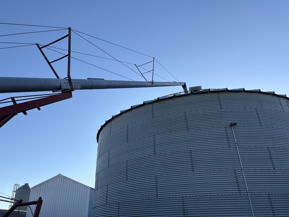 2015 Mayrath 10X70 Grain Auger
