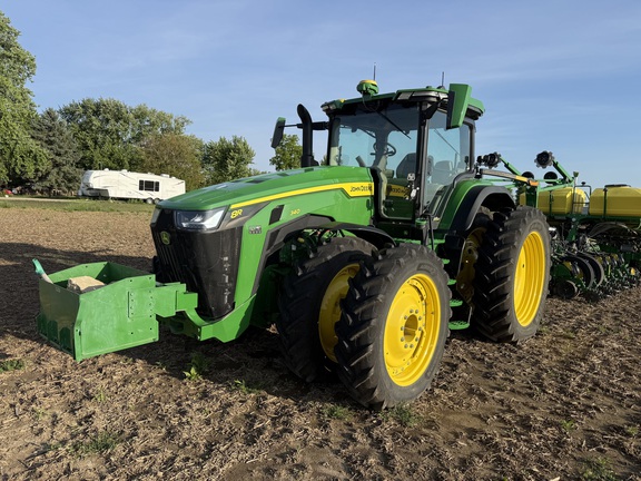 2023 John Deere 8R 340 Tractor