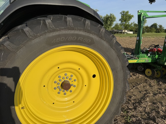 2023 John Deere 8R 340 Tractor
