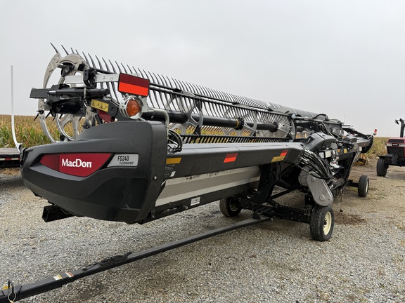 2022 MacDon FD240 Header Combine