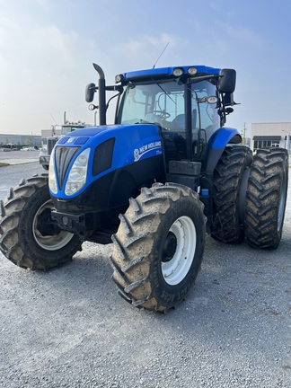 2015 New Holland T7.210 T4B Tractor