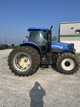 2015 New Holland T7.210 T4B Tractor
