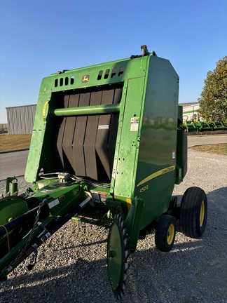 2019 John Deere 450E Baler/Round