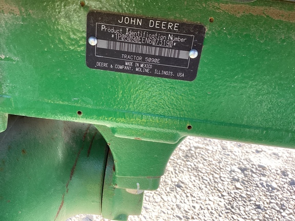 2022 John Deere 5090E Tractor