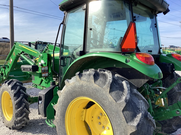 2022 John Deere 5090E Tractor