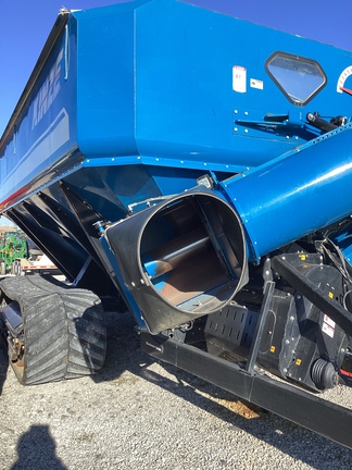 2014 Kinze 1300 Grain Cart