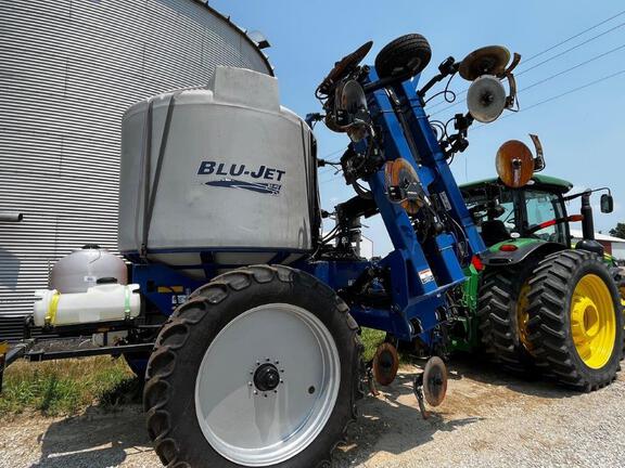 2023 Blu-Jet AT4615 Applicator