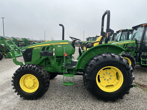 2024 John Deere 5075E Tractor