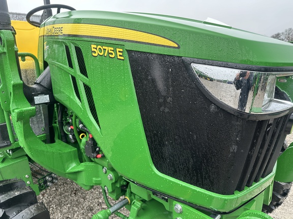 2024 John Deere 5075E Tractor