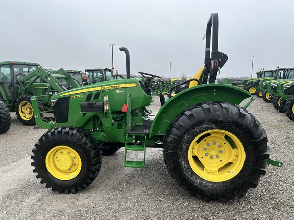 2024 John Deere 5075E Tractor