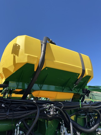 2023 John Deere 1775NT Planter