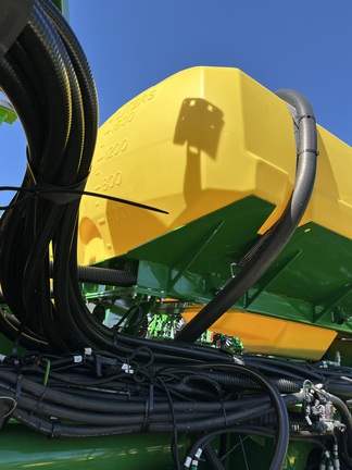 2023 John Deere 1775NT Planter