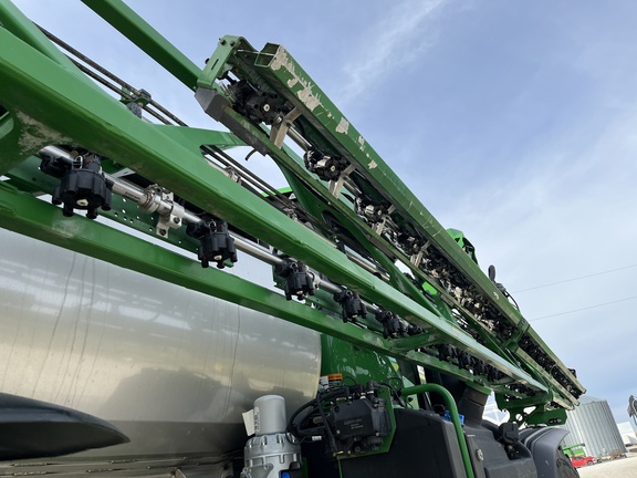 2023 John Deere 612R Sprayer/High Clearance