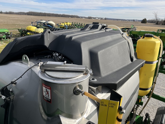 2023 John Deere 612R Sprayer/High Clearance