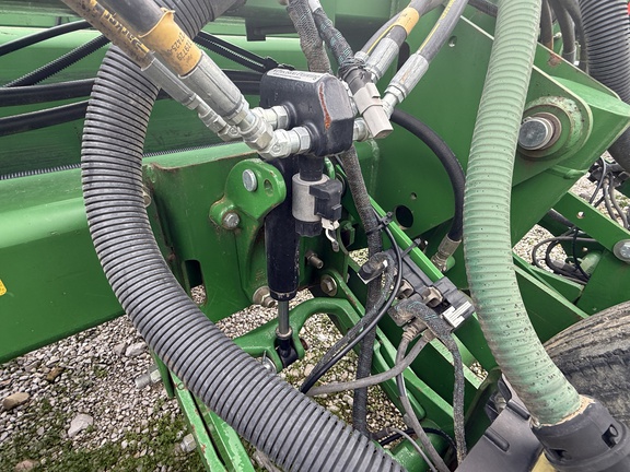 2005 John Deere 1770NT CCS Planter