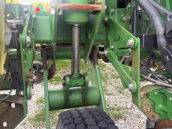 2005 John Deere 1770NT CCS Planter