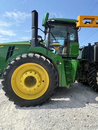 2023 John Deere 9R 440 Tractor 4WD