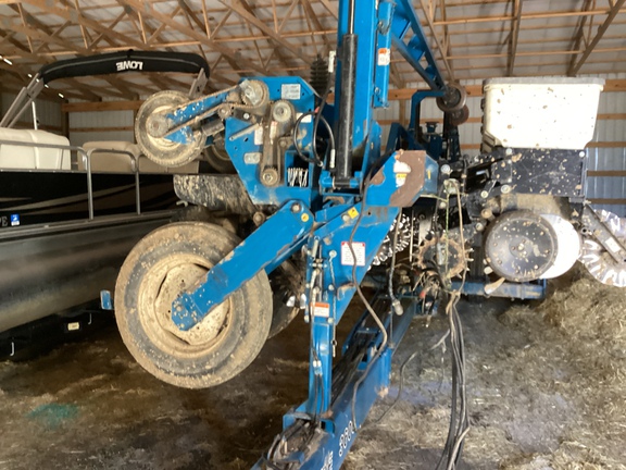 2005 Kinze 3600 Planter