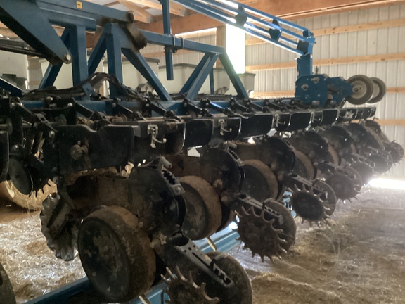 2005 Kinze 3600 Planter